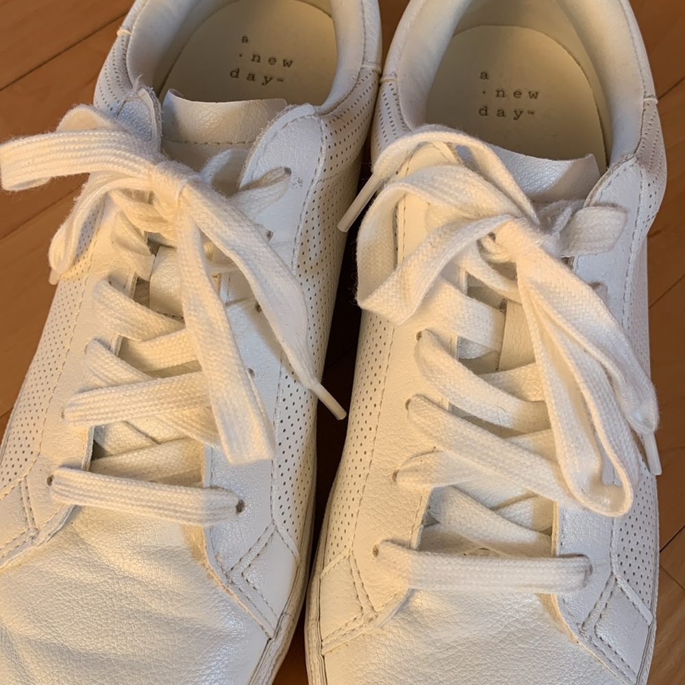 White sneakers - Picture 2 of 3